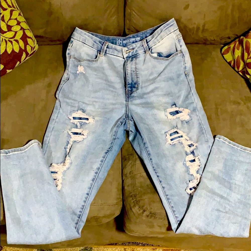 Super sexy distressed jeans